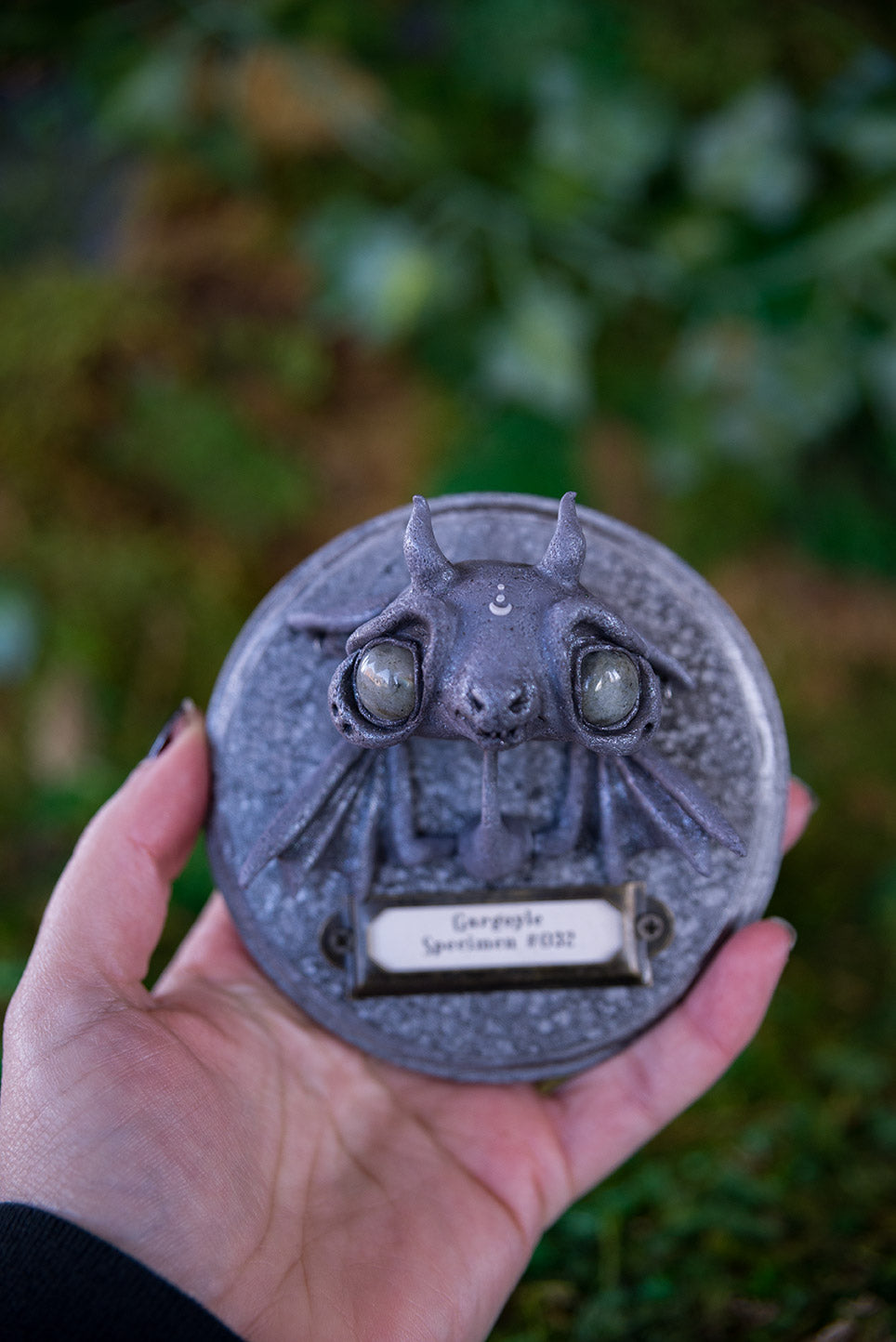 Gargoyle w/ Ear Rings Wall Mount #032