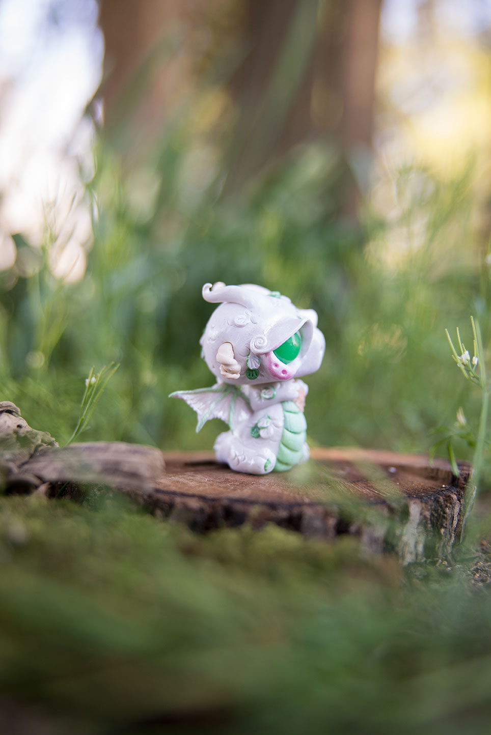 White & Green Dragon Mish #103