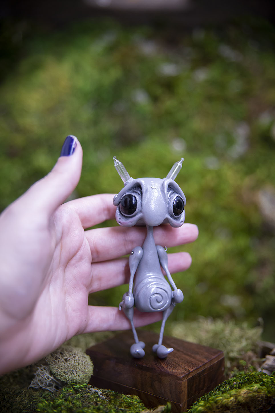 Lightbulb "Sprocket" Mish (Posable) #5