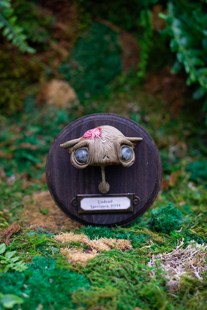 Yellow Zombie Wall Mount #044