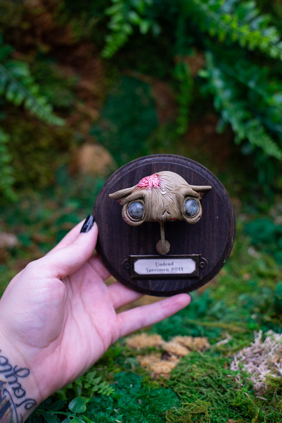 Yellow Zombie Wall Mount #044