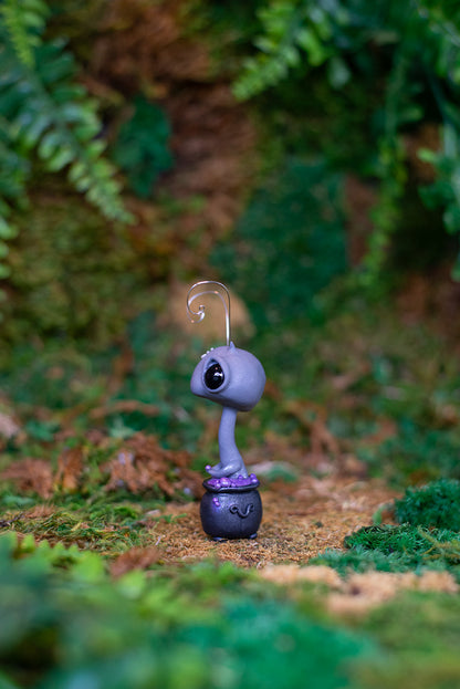 Cauldron Sprocket in Purple Potion #141