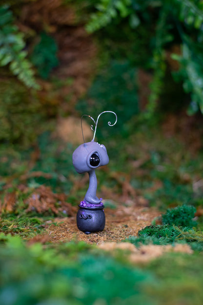 Cauldron Sprocket in Purple Potion #141