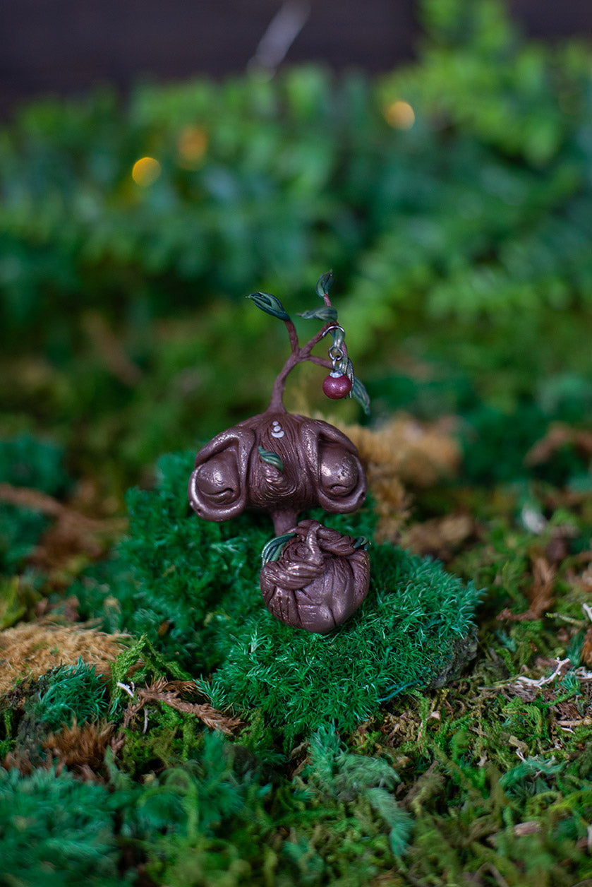 Bare Tree Ent w/ Ornament Baby Mish #45