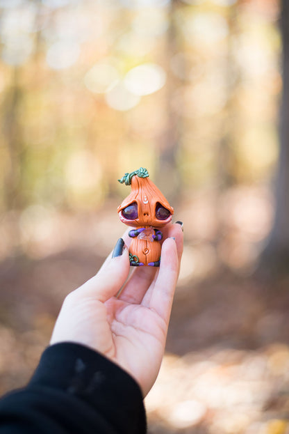 Pumpkinhead Mish w/ Amethyst and Purple & Black Striped Legs