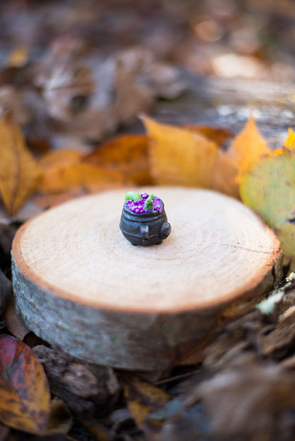 Purple Potion in Cauldron Spore