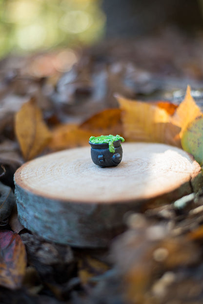 Green Potion in Cauldron Spore